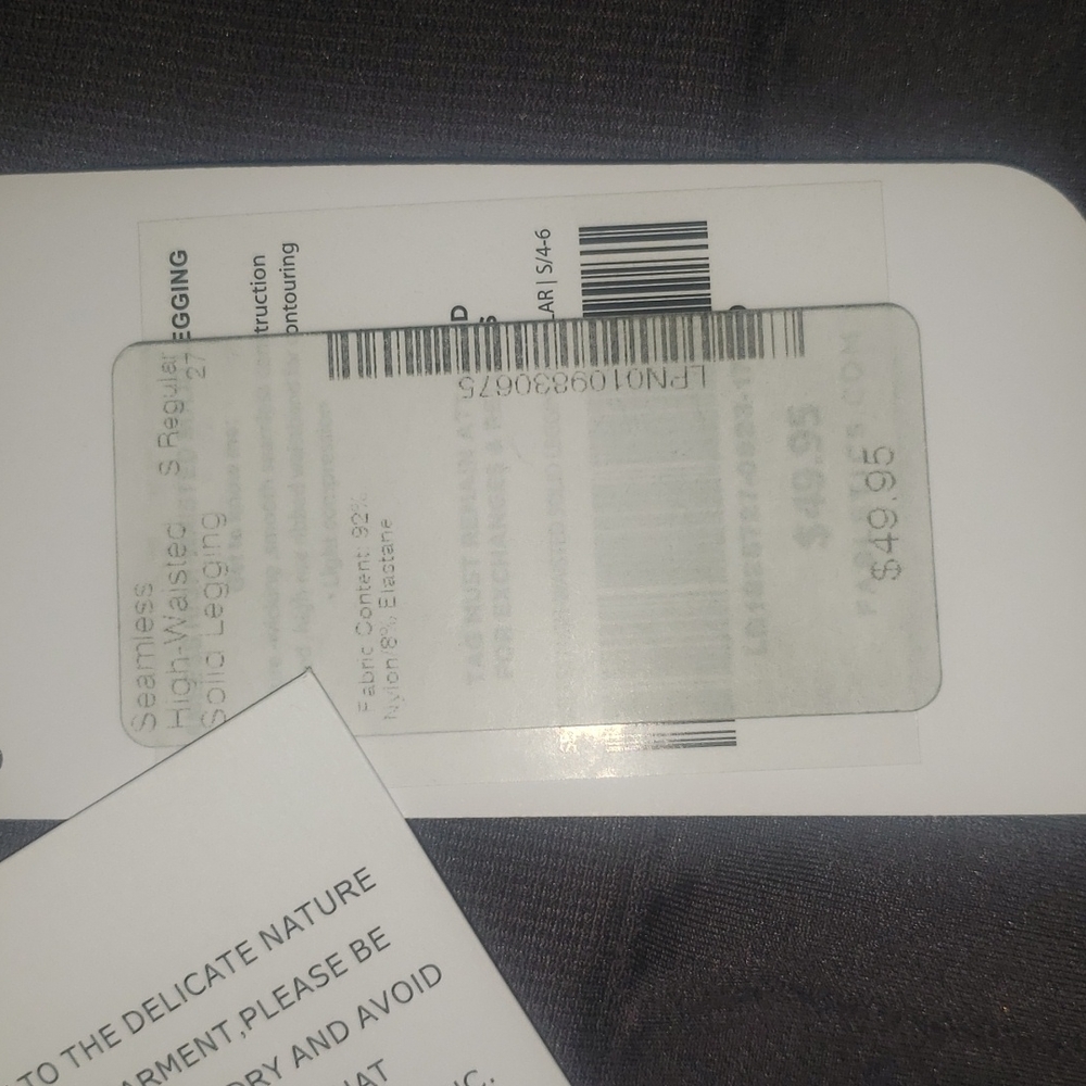 NWT Fabletics - Picture 4 of 5